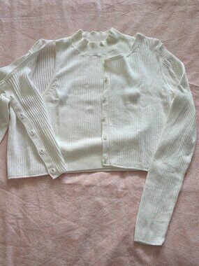 Uniqlo knit set top & cardigan